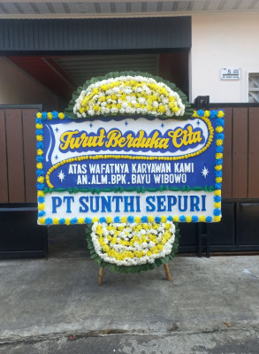 Papan Bunga Duka di Gunungendut